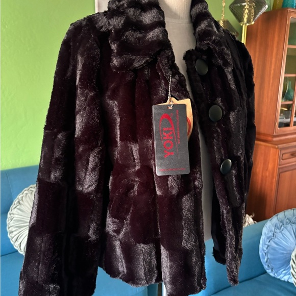 Jacket - Picture 5 of 5